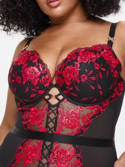 Endless Attraction Padded Cami Suspender - Black/Red