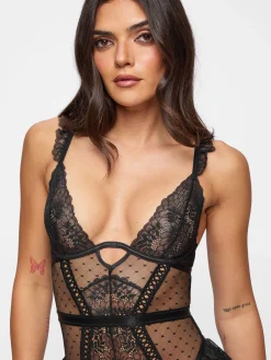 Entice Me Lace Crotchless Teddy Lingerie - Black