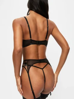 Sweetest Spot Non Padded Plunge Bra - Black