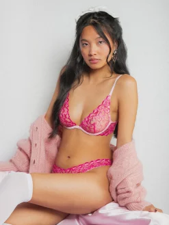 Valentino Thong - Hot Pink