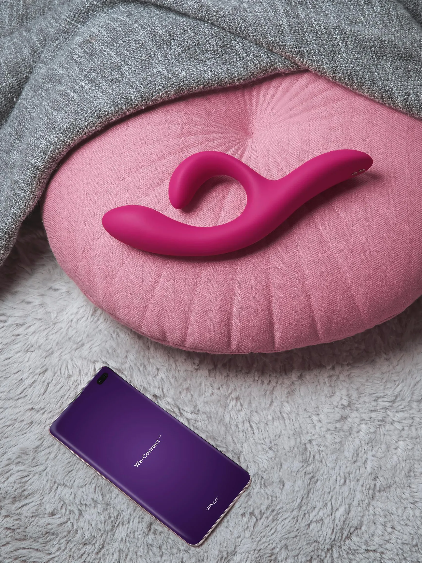 We-Vibe Nova Remote Control G-Spot Vibrator
